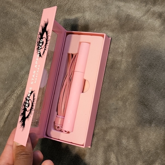 💫Jeffree Star - 'Jeffree Star Approved' Mascara - Picture 2 of 7